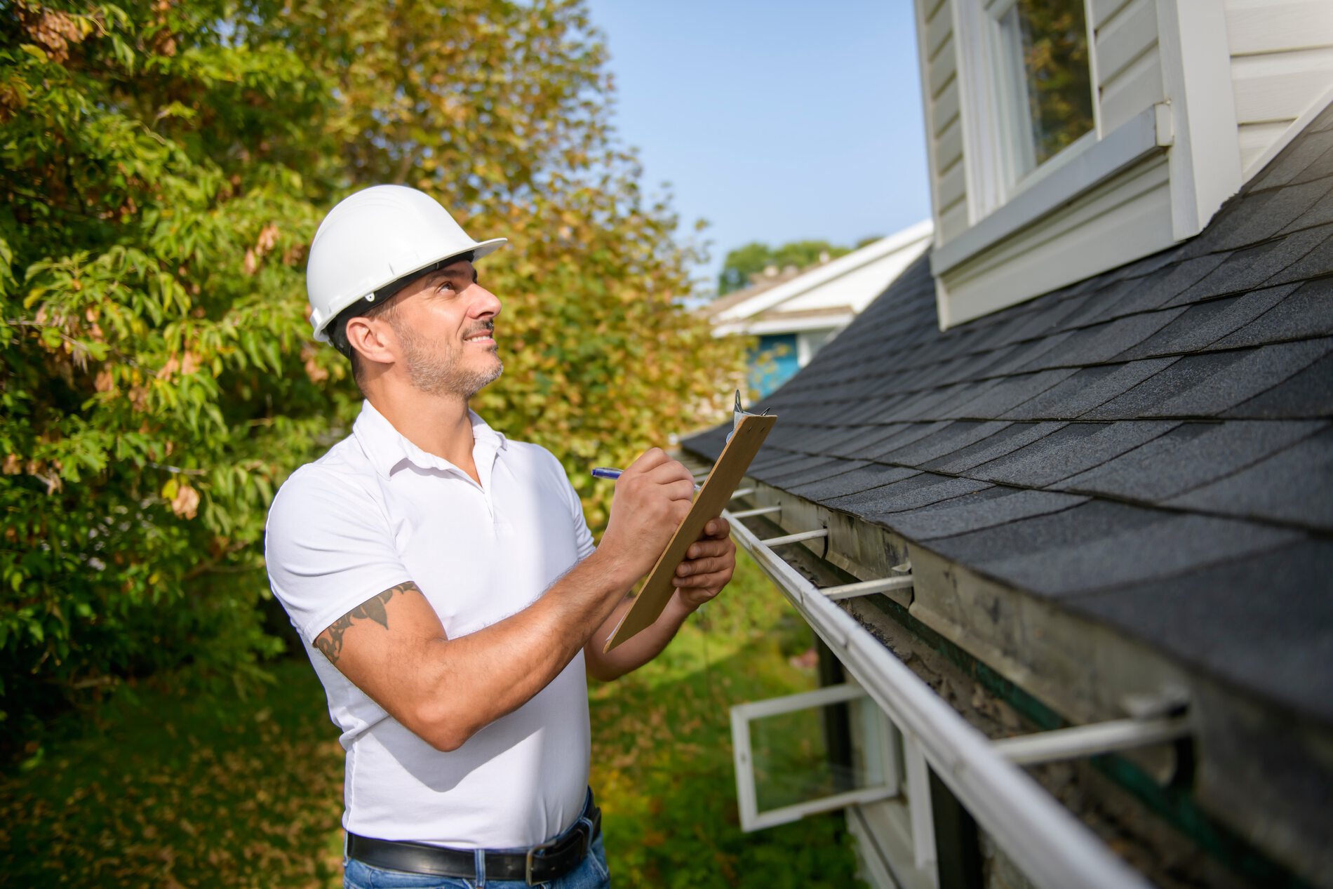 Hollywood, FL roof inspection team serving homeowners and businesses